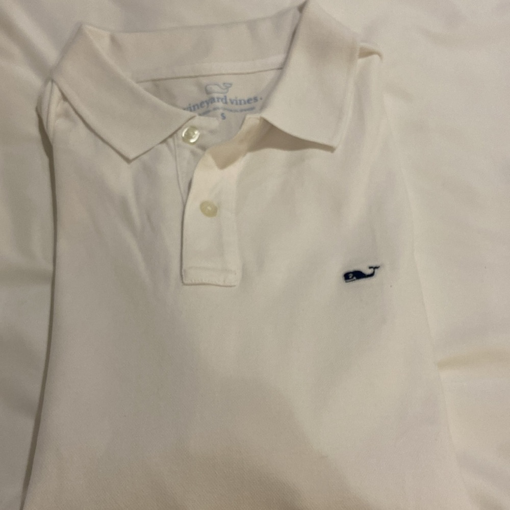 Men’s size S Vineyard Vines white Polo  great condition